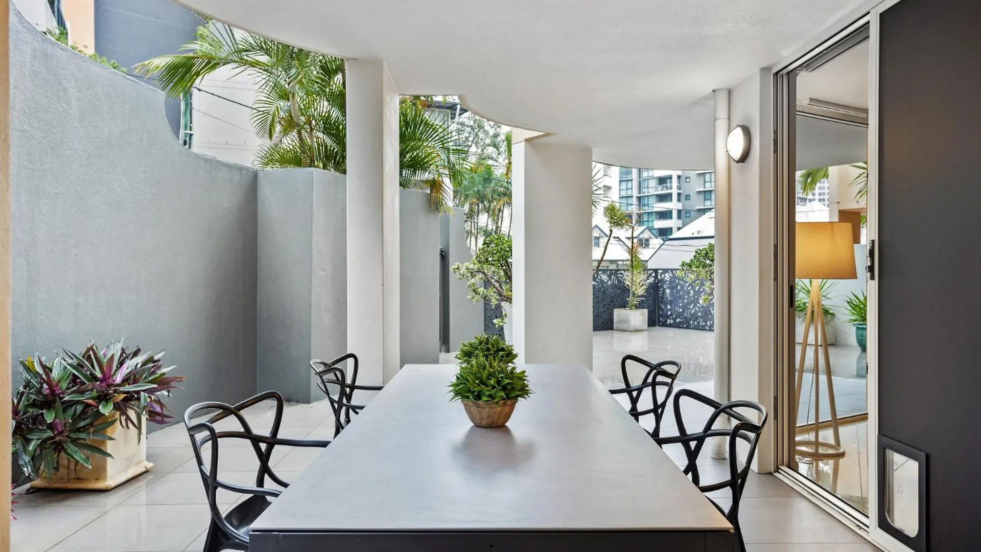 Comfy 2-Bed With Pool And Secure Parking Apartman Brisbane 0*,