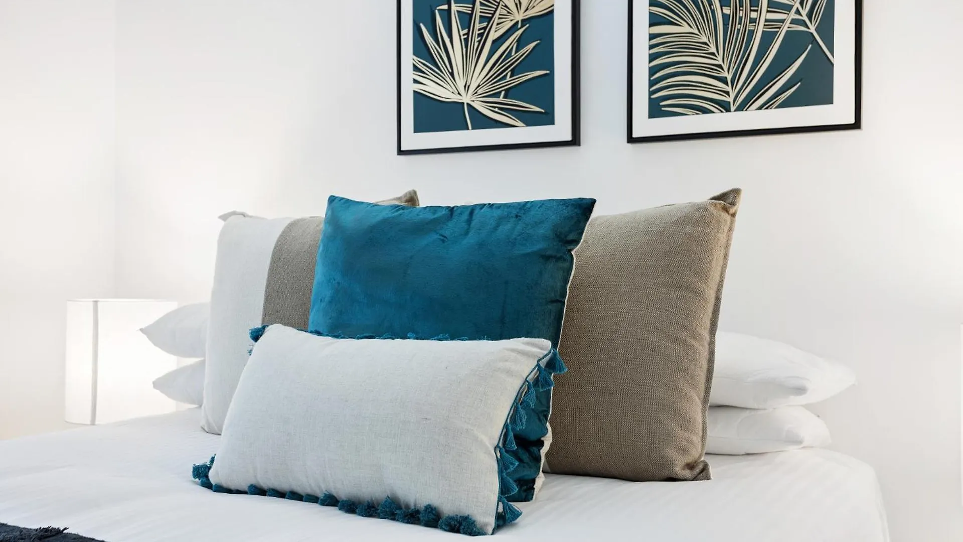 Comfy 2-Bed With Pool And Secure Parking Apartment Brisbane 0*,  Australia